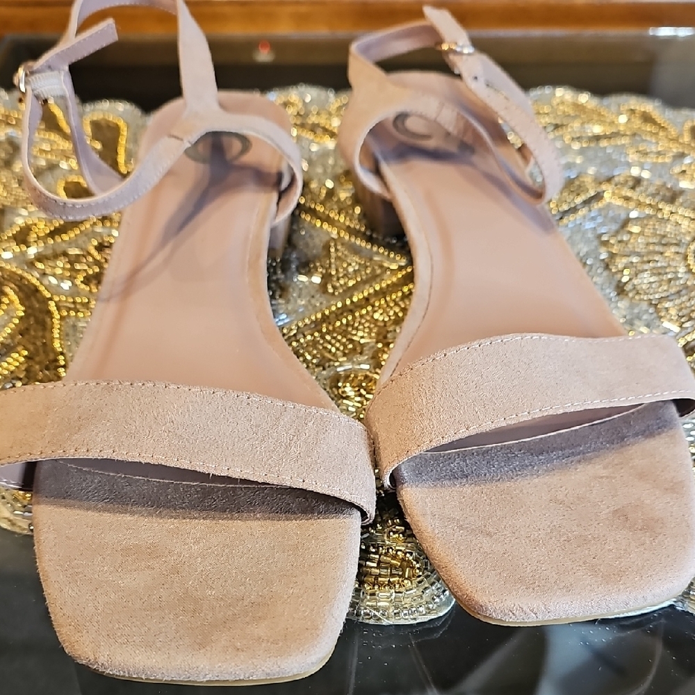 Journee Collection Tan Suede Sandals - Picture 4 of 6